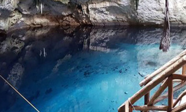 Nado en Cenotes